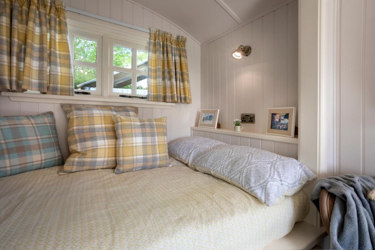 The Heron Shepherds Hut At Lyth Valley Brigsteer Kültér fotó